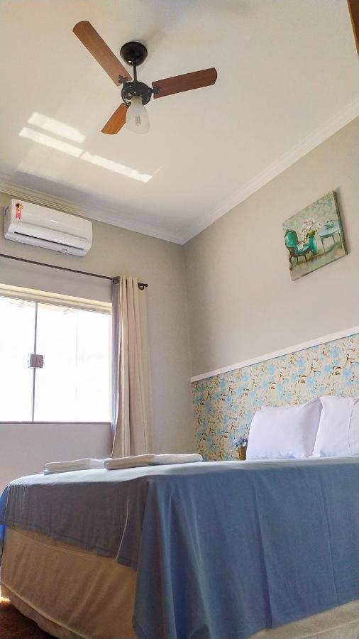 Pouso Oliveira Suites เซาโจเอา บาจิสตา ดู กลอเรีย ภายนอก รูปภาพ