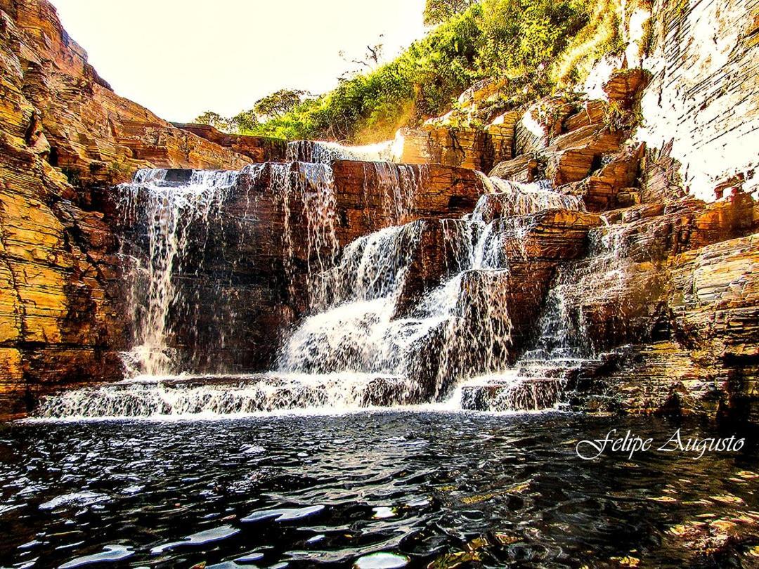 Pouso Oliveira Suites เซาโจเอา บาจิสตา ดู กลอเรีย ภายนอก รูปภาพ